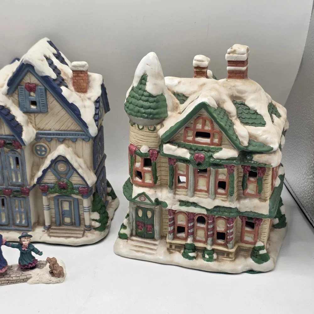 House of Lloyd Christmas Village Set Vintage 1993 Victorian Snow House Figurines